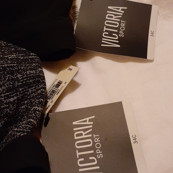 2 Victoria secret sport BRAS - Picture 6 of 8